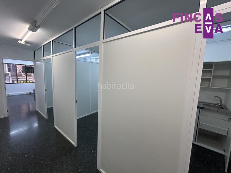 Foto fcbed129-683b-4757-bf71-96d842146dd8. Bureau dans La Nova Esquerra de l´Eixample Barcelona