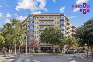 Penthouse  Barcelona - rb poblenou. Magnifico ático con balcón y zonas comunes en rambla de poblenou