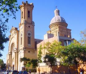 Édifice à Bon Pastor. Edificio en sant andreu