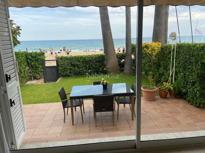 Foto 430b471d-09b9-4097-9925-c5b93bbf465f. Casa fincas eva os presenta esta exclusiva vivienda unifamiliar en primera línea de mar tarragona ubicada en el emblemático en Altafulla