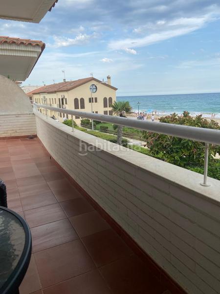 Foto 7eaf99cb-9a47-4034-8324-435ec9cefb8f. Casa fincas eva os presenta esta exclusiva vivienda unifamiliar en primera línea de mar tarragona ubicada en el emblemático en Altafulla
