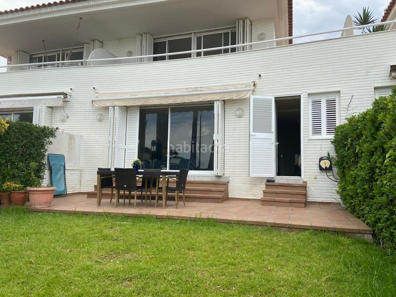 Foto e04c5861-0221-4b54-90cc-1c4f5268b546. Casa fincas eva os presenta esta exclusiva vivienda unifamiliar en primera línea de mar tarragona ubicada en el emblemático en Altafulla