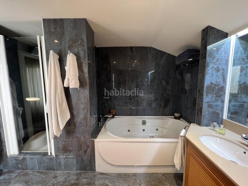 Foto e6fa5e0c-3b2d-4a3a-8e7a-6ce8c8d56dc7. Dachwohnung mit heizung parking pool in Pedralbes Barcelona