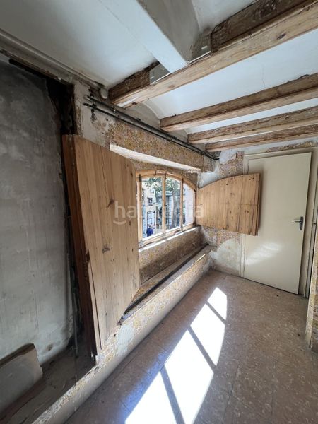 Foto 1b0ca87d-8f82-42c6-8bf2-9d2256963502. Local comercial a St. Pere - Sta. Caterina - El Born Barcelona