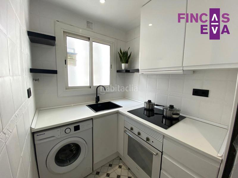 Foto 0c144543-e604-41c3-83fa-bfea23a998bb. Piso  en venta con terraza privada en Raval Barcelona