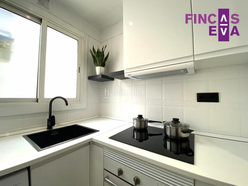 Foto b31e5d1d-105a-4b18-9ada-9d2fadab354e. Piso  en venta con terraza privada en Raval Barcelona