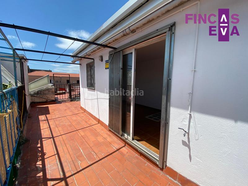 Foto edb9abb9-6fda-497f-8772-80b4a364e7ae. Piso  en venta con terraza privada en Raval Barcelona