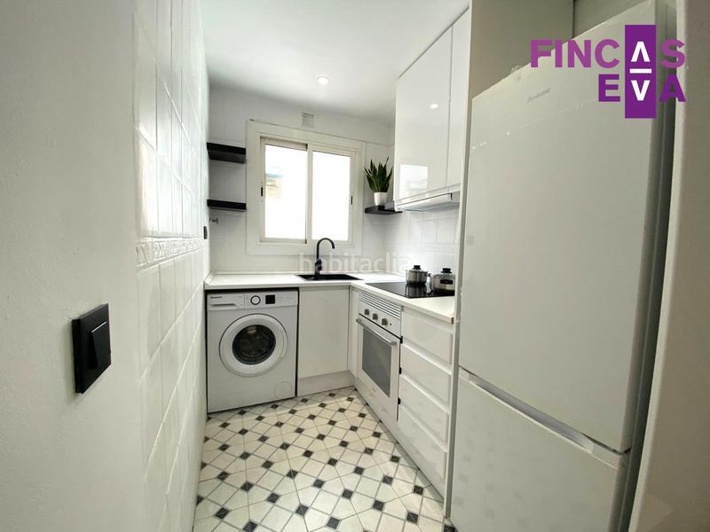 Foto f05f2534-83f2-499b-be8e-0880089767b2. Piso  en venta con terraza privada en Raval Barcelona
