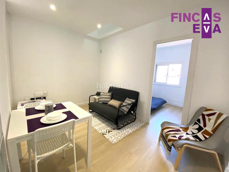 Foto f35200c5-500f-4c88-a12e-8e0bc90aa7b9. Piso  en venta con terraza privada en Raval Barcelona