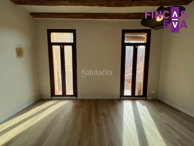 Foto 8d077d24-3893-4db6-b50a-e556d78a23d3. Pis amb calefacció a Raval Barcelona