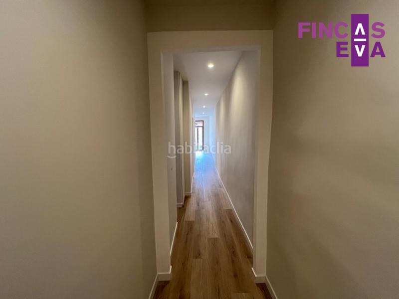 Foto a151d497-b617-43fc-bba3-1a8c298f722e. Pis amb calefacció a Raval Barcelona