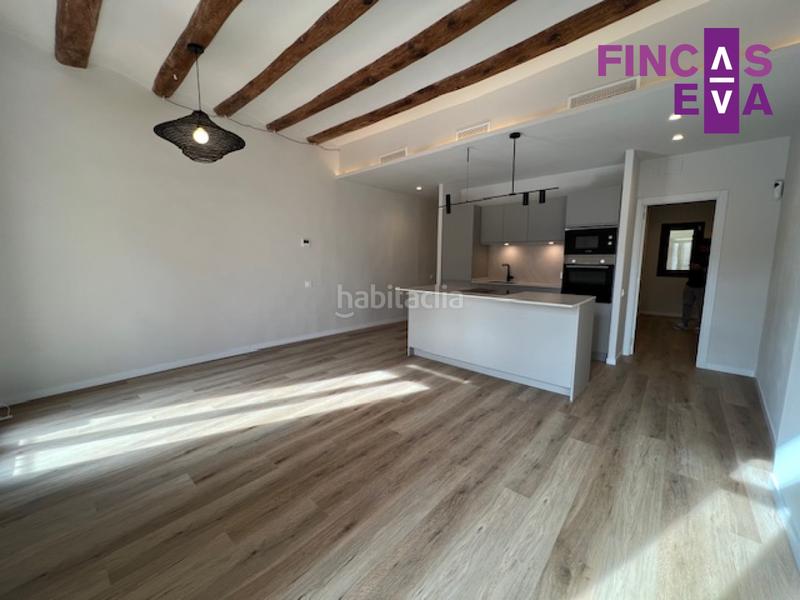 Foto af66bbb3-1a1c-4acb-9853-4215433ea149. Pis amb calefacció a Raval Barcelona