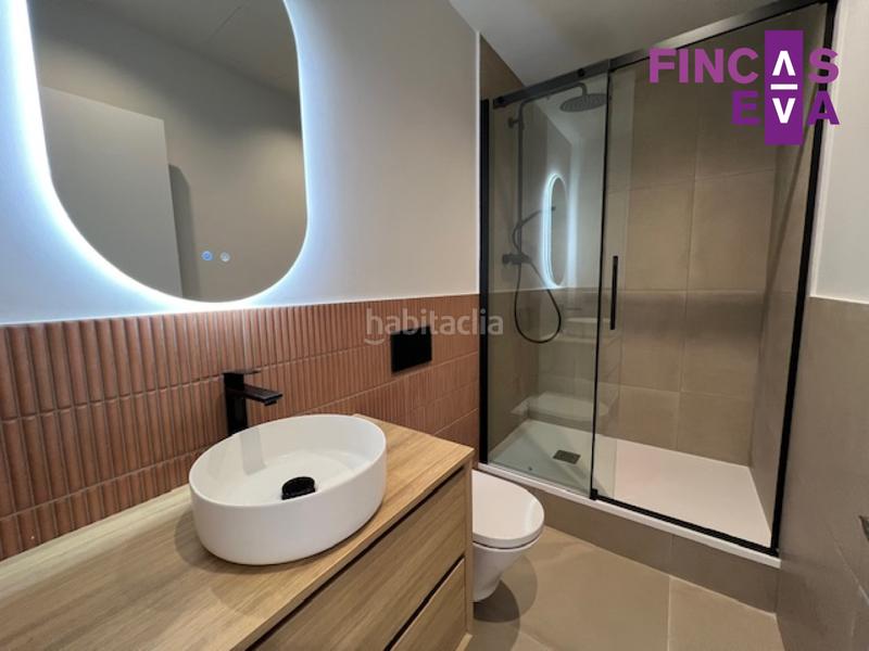 Foto b9f28ee3-d415-44b0-aceb-2bee60b8ecd1. Pis amb calefacció a Raval Barcelona