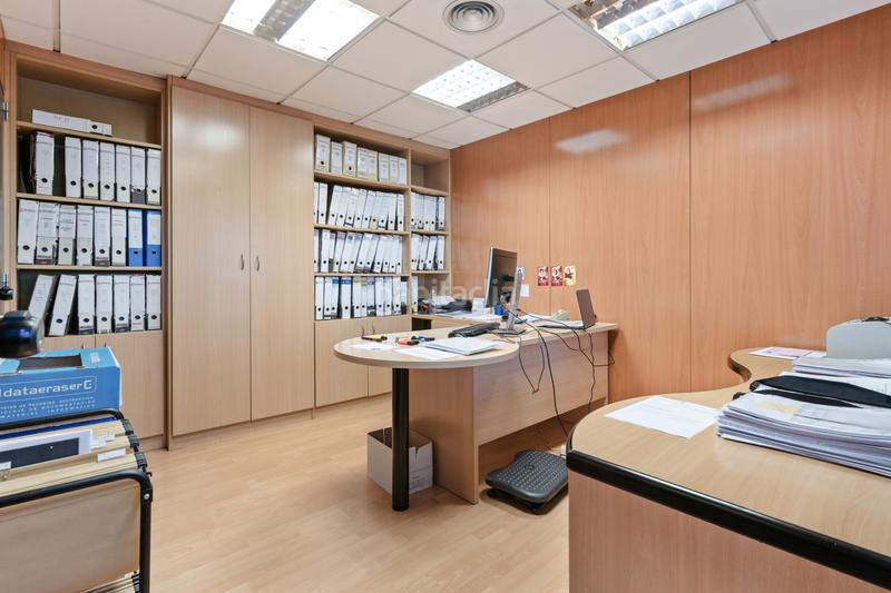 Foto b6375529-11b5-4ea9-bfdf-590a5d4235f4. Local commercial dans La Vila Olímpica del Poblenou Barcelona