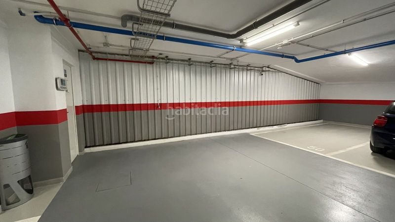 Foto 69c4ede0-692c-4481-bb2c-47d206ef48fc. Pis amb aparcament piscina a puerto de Estepona Estepona