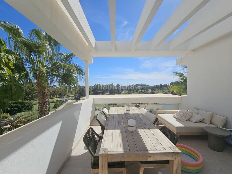 Foto 73e28c6b-944c-48b5-baed-b4b9dd0989bb. Pis amb aparcament piscina a Nueva Atalaya Estepona