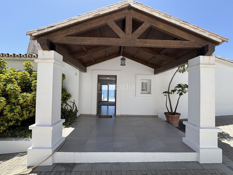 Foto 61153d63-92b3-49b9-b61d-220ef1a46968. Casa amb piscina a Riviera del Sol Mijas