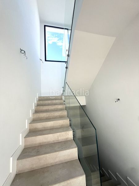 Foto 564cffa9-4169-40f4-b39f-b936e4c9d812. Casa amb piscina a Nueva Atalaya Estepona