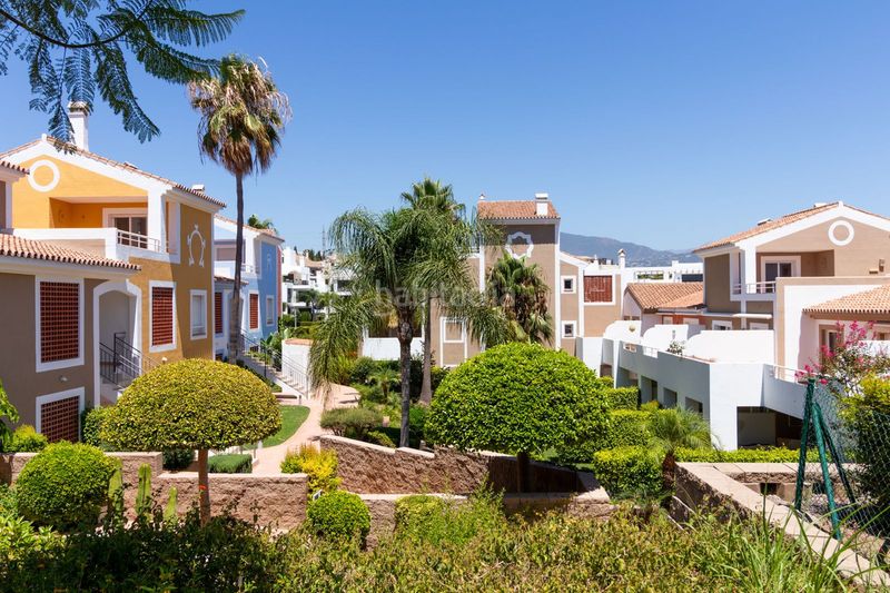 Foto f31d50c6-accc-44e1-a028-64c8c9f87af6. Pis amb piscina a Paraiso - Barronal Estepona
