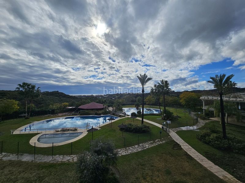 Foto a8bc5bbd-92ea-4021-87e4-294233797b42. Pis amb aparcament piscina a Benahavís pueblo Benahavís