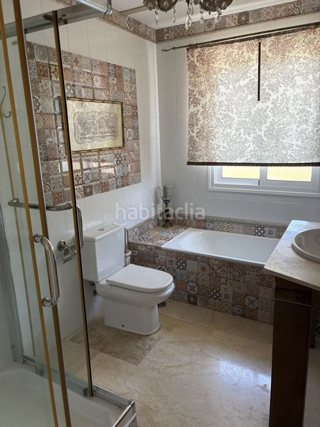 Foto 2130e9ea-d268-46ef-943d-458788fe2a1d. Casa adossada amb aparcament piscina a Riviera del Sol Mijas