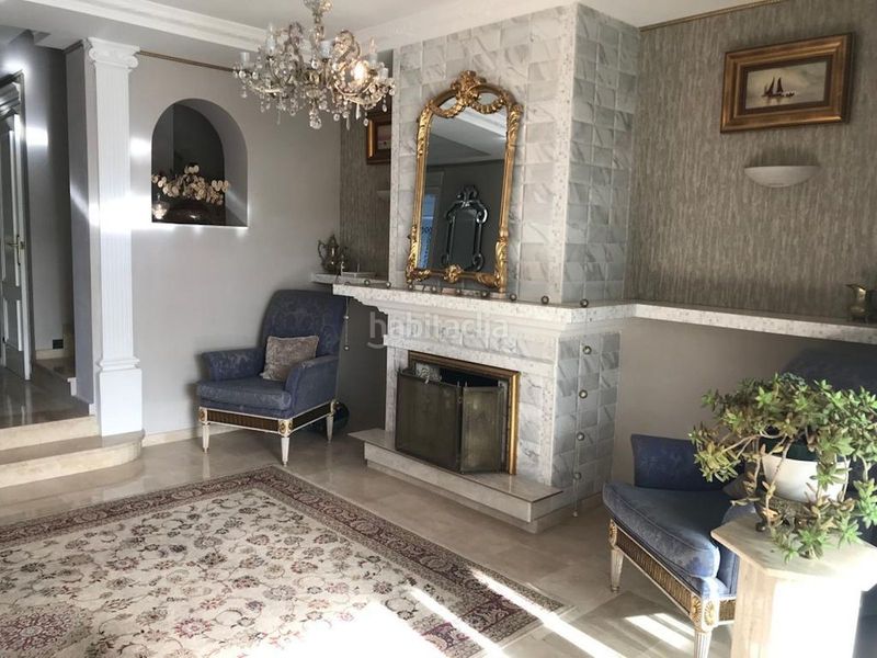 Foto fa6da0be-ac6b-4c5f-b8c8-7358270aff0a. Casa adossada amb aparcament piscina a Riviera del Sol Mijas