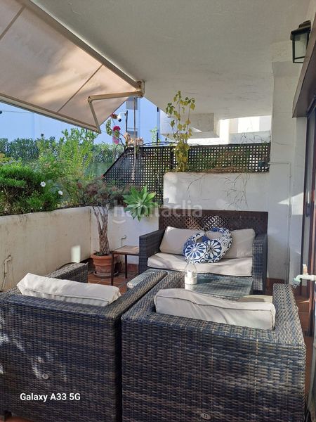 Foto f423cabe-dbf9-4c51-8876-d0445e687f57. Pis amb aparcament piscina a Centro Estepona