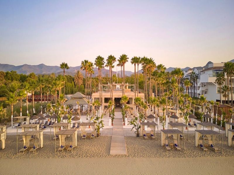 Foto fa3d6d33-9578-43df-be9a-bd43bb2e593d. Pis amb aparcament piscina a Centro Estepona