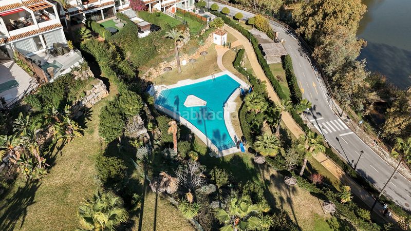 Foto 792b166c-4664-4a86-91b4-66d2f8381731. Pis amb aparcament piscina a Las Brisas Marbella