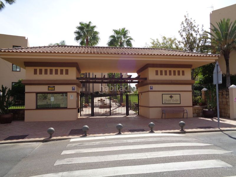 Foto f6d7f1d7-2e1f-42cd-9c6f-6f99ec8a2ed4. Pis amb aparcament piscina a Benahavís pueblo Benahavís