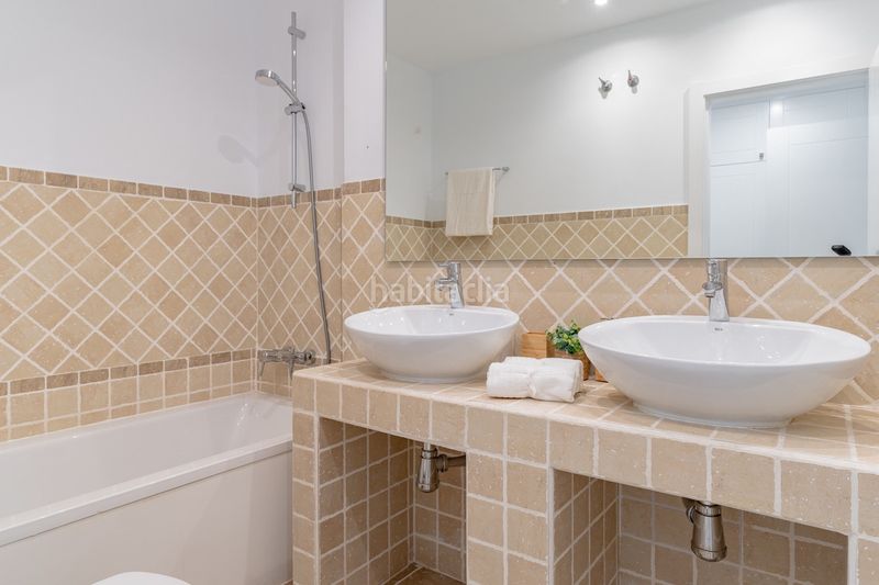 Foto a8a8f9ff-154f-49c6-ab7c-1c179b9aa15d. Pis amb aparcament piscina a La Concha - Resina Golf Estepona