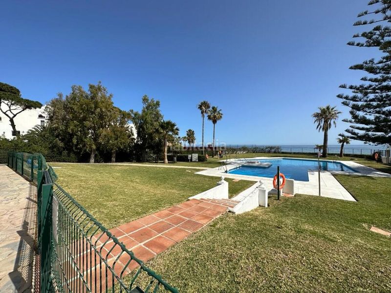 Foto 76224d47-a4ac-4643-991c-52ae47f30f94. Pis amb aparcament piscina a Riviera del Sol Mijas