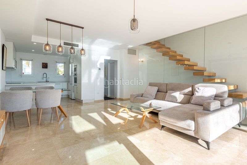 Foto 2c5c2c80-2ce1-4b58-b97a-a82c31a7c8f5. Casa adossada amb aparcament piscina a Riviera del Sol Mijas