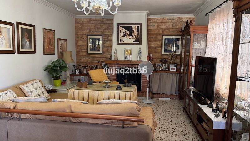 Foto d5b8e32a-a99d-4888-b37e-afe96be6235f. Finca rústica a Centro Estepona