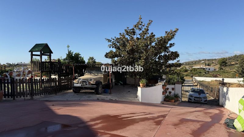 Foto f8037622-ec2c-40e7-a473-d8dd45221272. Finca rústica a Centro Estepona
