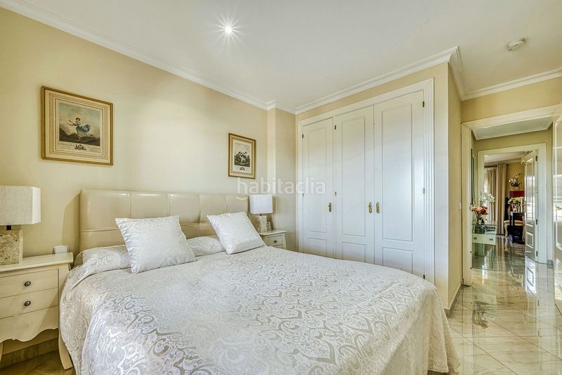 Foto 3abb0bee-34af-4432-8097-be5a39942906. Pis amb aparcament piscina a Nueva Andalucía centro Marbella