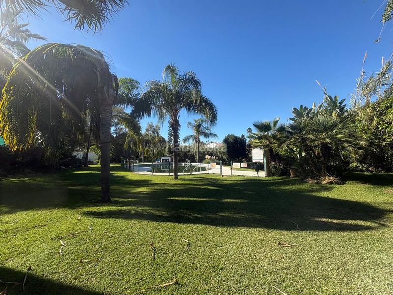 Foto aa908ac4-5dd4-4277-9607-503a4330d867. Casa adossada amb piscina a Cancelada Estepona