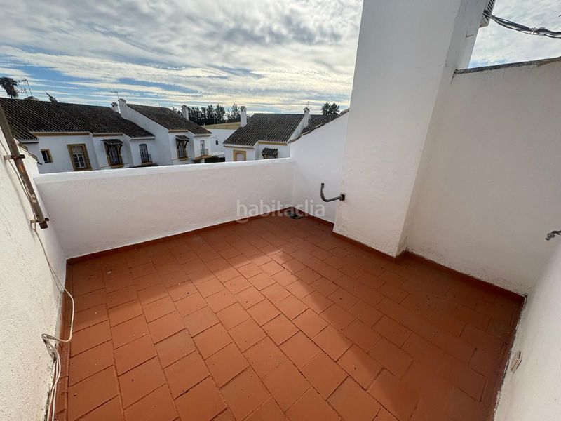Foto d1f7e7d2-b646-4a8c-8880-ada83c2d2ab9. Casa adossada amb piscina a Cancelada Estepona