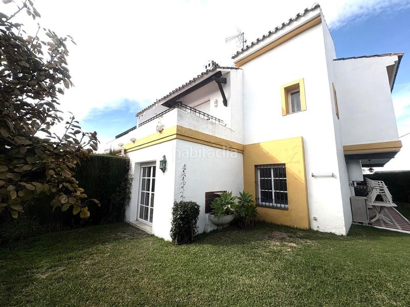 Foto d962a1d5-fe10-438d-9421-7fba209125cf. Casa adossada amb piscina a Cancelada Estepona