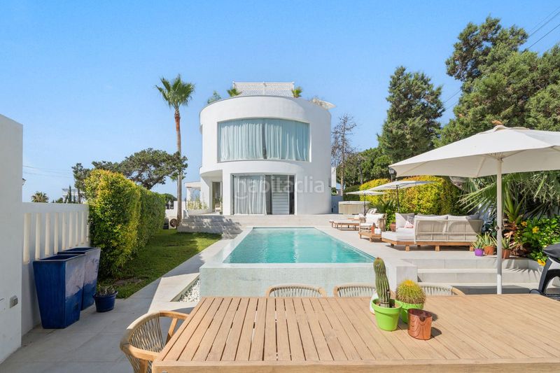 Foto a9762f5e-2ae6-48f1-978e-e834b40d46ed. Casa amb aparcament piscina a Marbesa Marbella