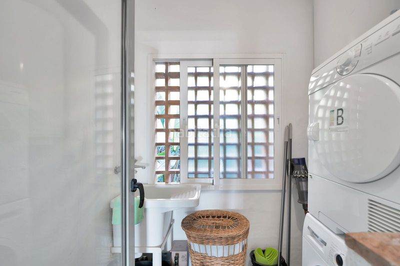 Foto d32eecc3-1a56-4084-b7e4-3838b547ec43. Pis amb aparcament piscina a Nueva Atalaya Estepona