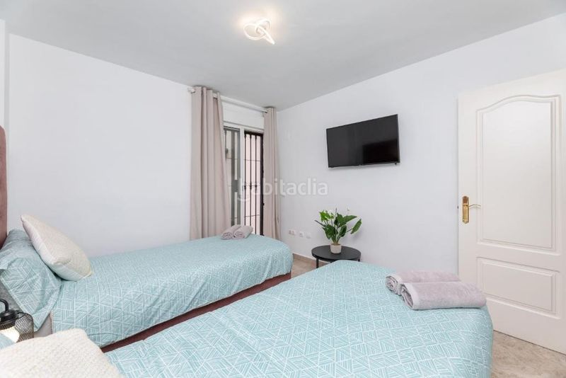 Foto 278ff9fb-8604-4696-90e7-a5d0a51d4ff4. Casa adossada amb piscina a Las Brisas Marbella