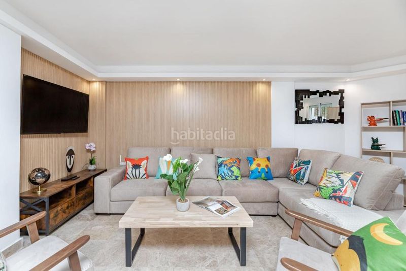 Foto 90a9a35b-9622-4922-8939-50caa2284478. Casa adossada amb piscina a Las Brisas Marbella