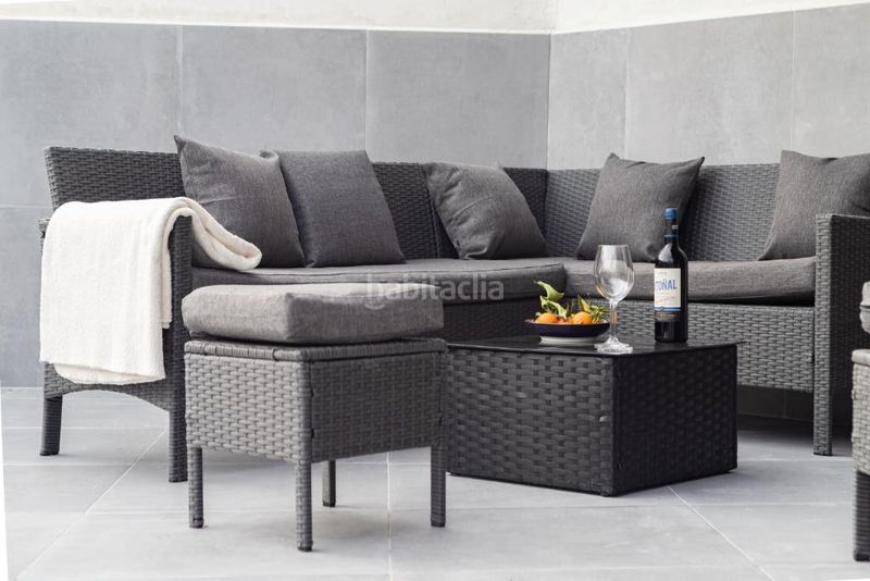 Foto f4a7e95b-4f48-49ab-a79a-ee078103e0d2. Casa adossada amb piscina a Las Brisas Marbella