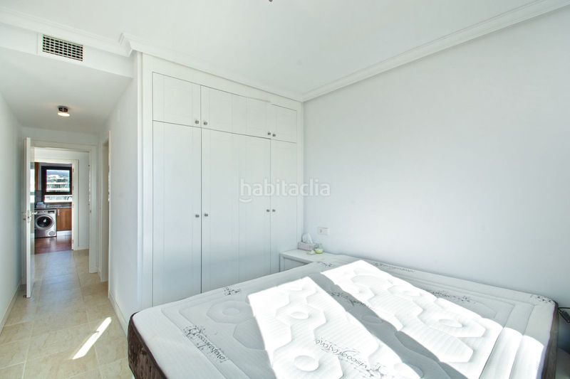 Foto d6da2060-5010-4bd6-ae30-0ca367d9bb73. Àtic amb piscina a El Velerín Estepona
