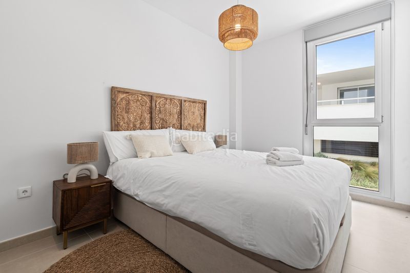 Foto c27e3a5a-0f2f-47d4-ae1d-e146d6b1c3cf. Pis amb piscina a La Concha - Resina Golf Estepona