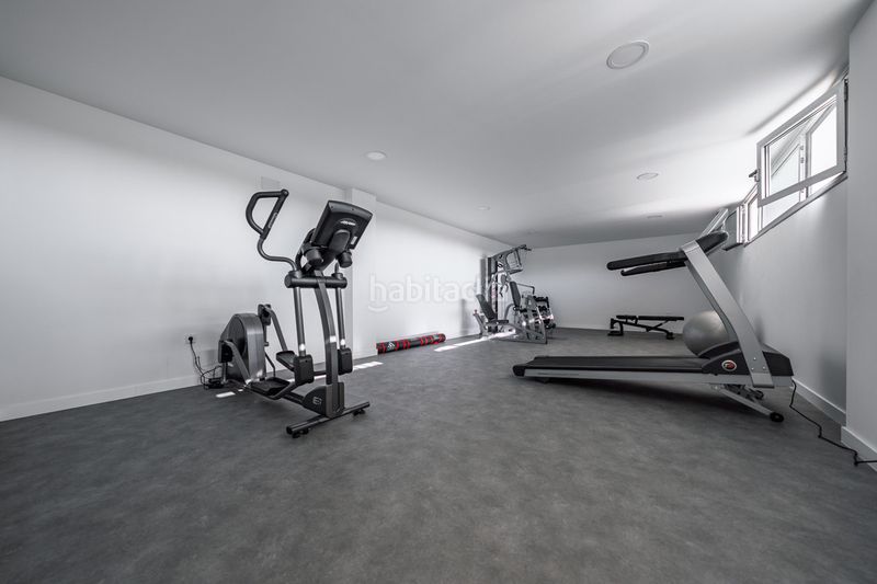 Foto d22aaf99-f85c-4e5f-b55c-7f0e0987a328. Pis amb piscina a La Concha - Resina Golf Estepona