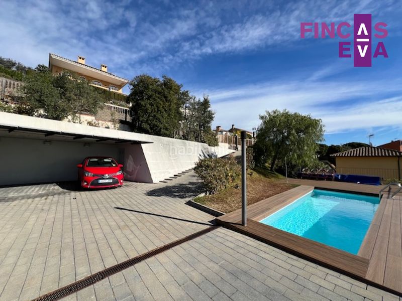 Foto 38fcada2-ddb2-4a82-a69a-737a7584ea37. Casa amb aparcament a Teià