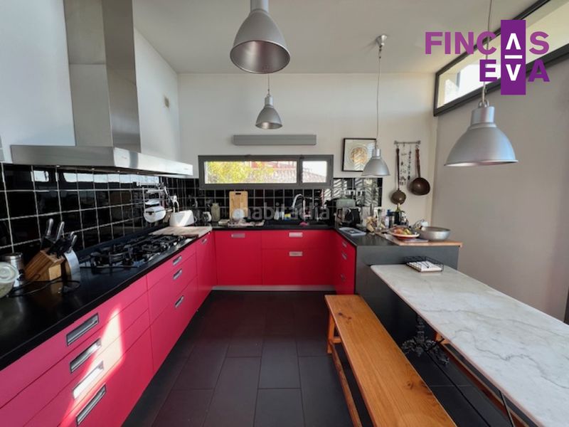 Foto 78d86dd7-7f0f-448e-96ee-afee2fe8b9c3. Casa amb aparcament a Teià