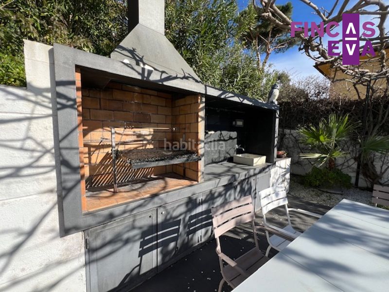 Foto a729813e-3154-4f92-a94a-d5e43da99171. Casa amb aparcament a Teià